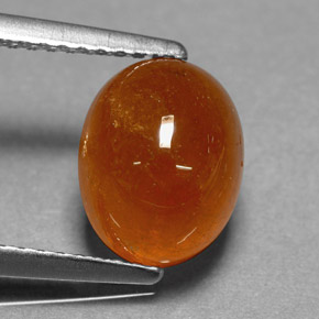 4.46カラットの天然マンダリンオレンジスペサルティンガーネット（9.2×7.4 mm・オーバルカット）