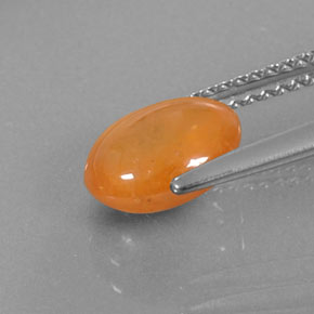 2.92カラットの天然マンダリンオレンジスペサルティンガーネット（8.6×7.1 mm・透明）