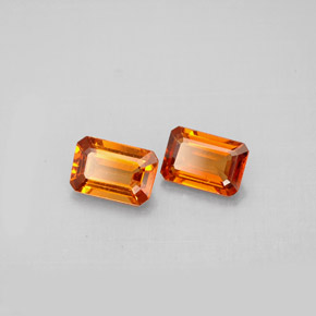 カラットの天然マンダリンオレンジスペサルティンガーネット（6×4.1 mm・エメラルドカット）