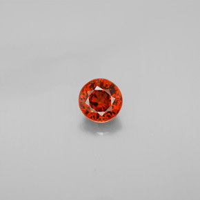 0.85カラットの天然レッドオレンジスペサルティンガーネット（5.16 mm・ラウンドカット）