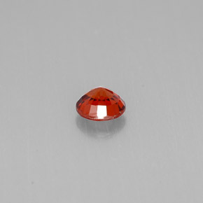 0.80カラットの天然レッドオレンジスペサルティンガーネット（5.20 mm・ラウンドカット）