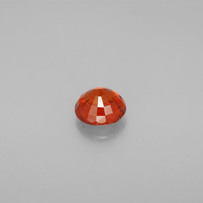 0.87カラットの天然マンダリンオレンジスペサルティンガーネット（5.37 mm・ラウンドカット）