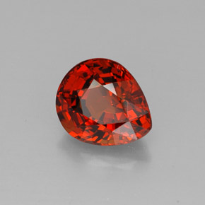 2.90カラットの天然レッドオレンジスペサルティンガーネット（8.9×7.7 mm・洋梨の形）