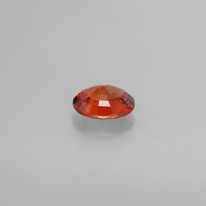 1.74カラットの天然レッドオレンジスペサルティンガーネット（7.9×6.4 mm・オーバルカット）
