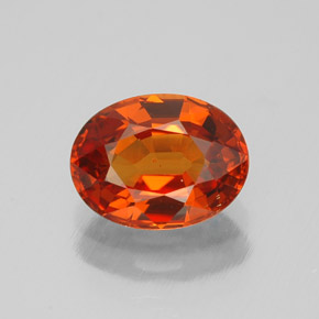1.80カラットの天然レッドオレンジスペサルティンガーネット（8.1×6.1 mm・オーバルカット）