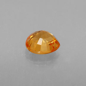 0.95カラットの天然マンダリンオレンジスペサルティンガーネット（5.8×5.6 mm・洋梨の形）