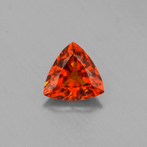 0.90カラットの天然マンダリンオレンジスペサルティンガーネット（6.2×6 mm・トリリアント）