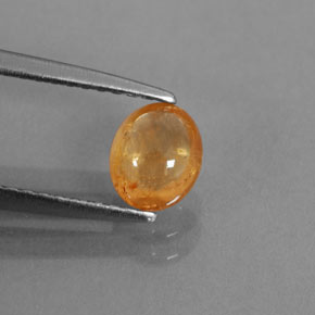 0.86カラットの天然マンダリンオレンジスペサルティンガーネット（5.9×5 mm・透明）