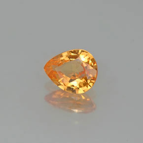0.78カラットの天然マンダリンオレンジスペサルティンガーネット（6.3×5.2 mm・洋梨の形）