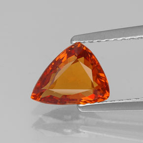 1.50カラットの天然オレンジスペサルティンガーネット（8.1×6.4 mm・ファンシーシェイプ）