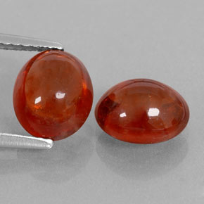 カラットの天然レッドオレンジスペサルティンガーネット（8.4×7 mm・透明）