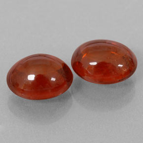 カラットの天然レッドオレンジスペサルティンガーネット（8.4×7 mm・透明）