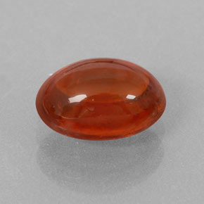 2.48カラットの天然レッドオレンジスペサルティンガーネット（8.6×6.4 mm・透明）