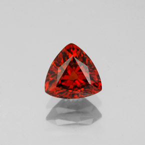 1.37カラットの天然オレンジレッドスペサルティンガーネット（6.7×6.6 mm・トリリアント）