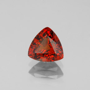 1.37カラットの天然オレンジレッドスペサルティンガーネット（6.7×6.6 mm・トリリアント）