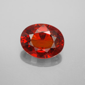 3.36カラットの天然オレンジレッドスペサルティンガーネット（10.2×8 mm・オーバルカット）