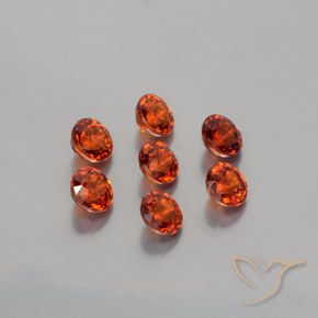 Shop natural 2.51ct 濃い赤 スペサルティン ガーネット gems, ラウンド, from モザンビーグ at GemSelect. In stock, global shipping!