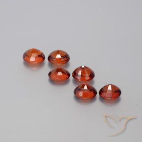 Shop natural 2.90ct ミディアムレッド スペサルティン ガーネット gems, 楕円形, from モザンビーグ at GemSelect. In stock, global shipping!