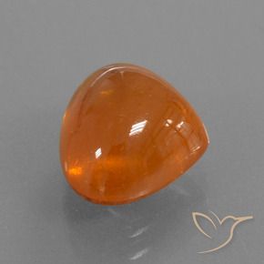 7.49カラットの天然ディープオレンジスペサルティンガーネット（12.1×9.7 mm・洋梨の形）