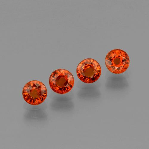 1.90カラットの天然ミディアムレッドスペサルティンガーネット（4.19 mm・ラウンドカット）