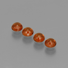 1.89カラットの天然ディープレッドスペサルティンガーネット（4.25 mm・ラウンドカット）