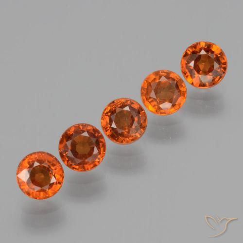 Shop natural 2.53ct ファイアオレンジ スペサルティン ガーネット gems, ラウンド, from モザンビーグ at GemSelect. In stock, global shipping!