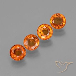 1.70カラットの天然鮮やかなオレンジスペサルティンガーネット（4.28 mm・ラウンドカット）