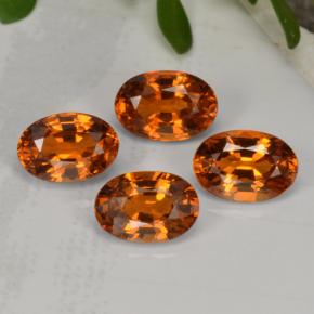 2.95カラットの天然赤みがかったオレンジスペサルティンガーネット（6.2×4.2 mm・オーバルカット）
