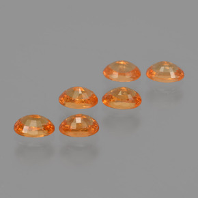 2.40カラットの天然ウォームアプリコットオレンジスペサルティンガーネット（5×3.3 mm・オーバルカット）
