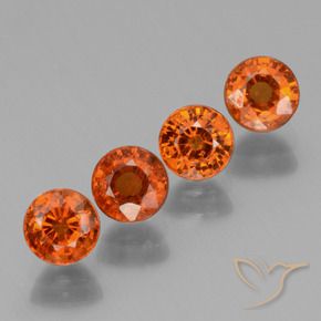 Shop natural 2.88ct 赤みがかったオレンジ スペサルティン ガーネット gems, ラウンド, from モザンビーグ at GemSelect. In stock, global shipping!