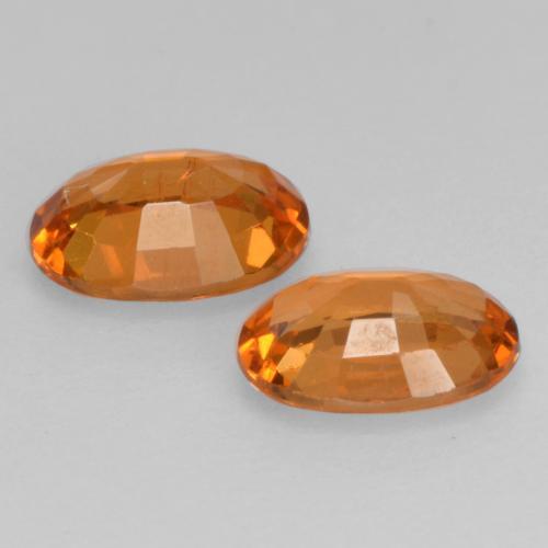 1.10カラットの天然ミディアムオレンジスペサルティンガーネット（5.8×4.1 mm・オーバルカット）