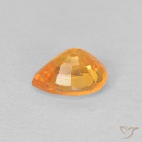 0.50カラットの天然濃いオレンジスペサルティン ガーネット、洋梨の形、VS