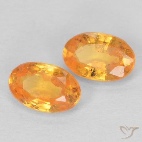 Shop natural 0.63ct オレンジゴールド スペサルティン ガーネット gems, 楕円形, from モザンビーグ at GemSelect. In stock, global shipping!