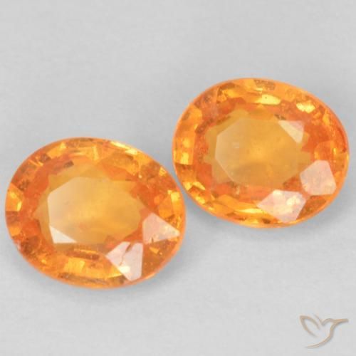 Shop natural 0.97ct 鮮やかなオレンジ スペサルティン ガーネット gems, 楕円形, from モザンビーグ at GemSelect. In stock, global shipping!