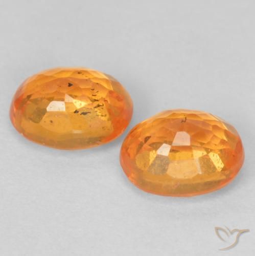 Shop natural 1.11ct 鮮やかなオレンジ スペサルティン ガーネット gems, 楕円形, from モザンビーグ at GemSelect. In stock, global shipping!