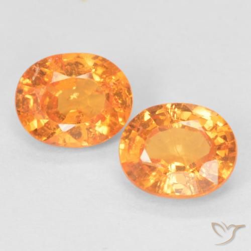 Shop natural 0.99ct 鮮やかなオレンジ スペサルティン ガーネット gems, 楕円形, from モザンビーグ at GemSelect. In stock, global shipping!