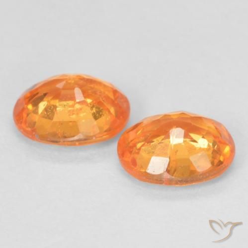 Shop natural 0.99ct 鮮やかなオレンジ スペサルティン ガーネット gems, 楕円形, from モザンビーグ at GemSelect. In stock, global shipping!