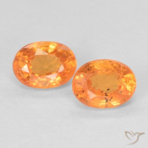Shop natural 0.58ct 鮮やかなオレンジ スペサルティン ガーネット gems, 楕円形, from モザンビーグ at GemSelect. In stock, global shipping!