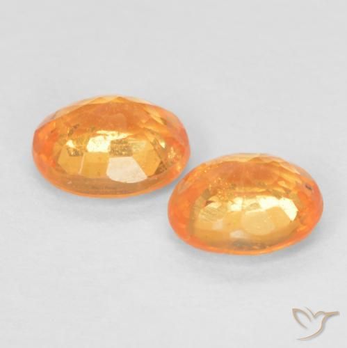 Shop natural 0.94ct 濃いオレンジ スペサルティン ガーネット gems, 楕円形, from モザンビーグ at GemSelect. In stock, global shipping!