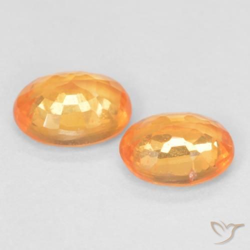 Shop natural 0.90ct ハニーオレンジ スペサルティン ガーネット gems, 楕円形, from モザンビーグ at GemSelect. In stock, global shipping!