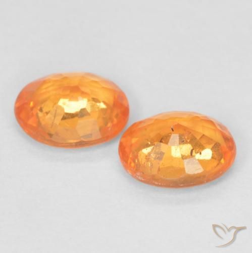 Shop natural 0.85ct 鮮やかなオレンジ スペサルティン ガーネット gems, 楕円形, from モザンビーグ at GemSelect. In stock, global shipping!