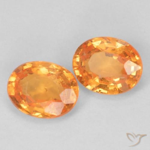 Shop natural 0.93ct 鮮やかなオレンジ スペサルティン ガーネット gems, 楕円形, from モザンビーグ at GemSelect. In stock, global shipping!