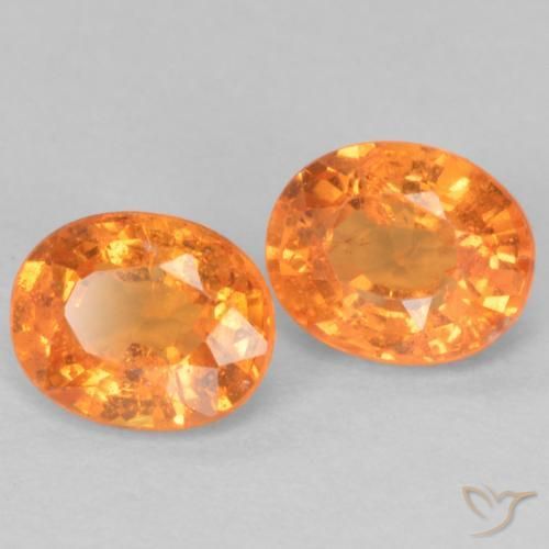 Shop natural 0.99ct 鮮やかなオレンジ スペサルティン ガーネット gems, 楕円形, from モザンビーグ at GemSelect. In stock, global shipping!