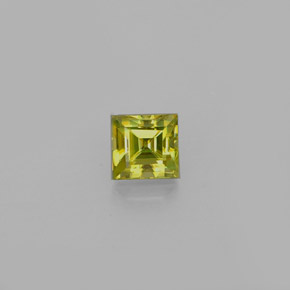 0.41カラットの天然ゴールデングリーンスフェーン（3.9×3.7 mm・四角）