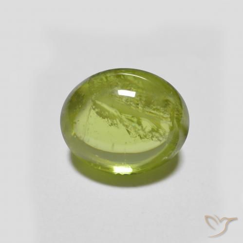 1.59カラットの天然鮮やかな緑スフェーン（7.5×6 mm・オーバルカット）