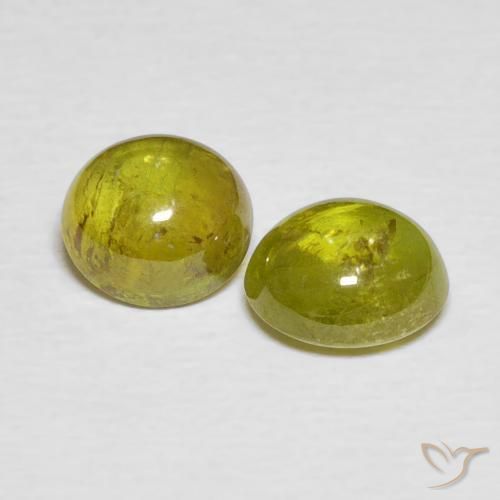 Shop natural 3.52ct ウォームフォレストグリーン スフェーン gems, 楕円形, from スリランカ at GemSelect. In stock, global shipping!