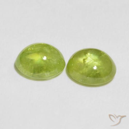 Shop natural 2.74ct ライブリーグリーン スフェーン gems, 楕円形, from スリランカ at GemSelect. In stock, global shipping!