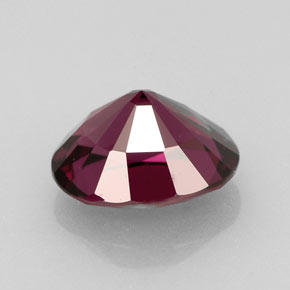2.15カラットの天然パープルスピネル（8.6×7 mm・オーバルカット）