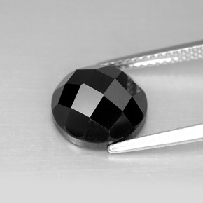 5.03カラットの天然黒スピネル（10.29 mm・ラウンドカット）