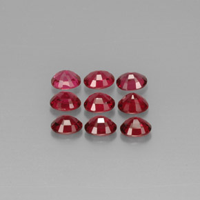 カラットの天然ピンクレッドスピネル（5.2×4.2 mm・オーバルカット）